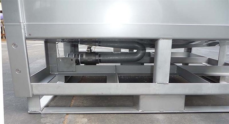 stianless outlet pipe